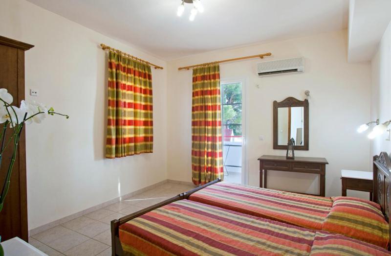Pefkos Filoxenia Aparthotel Pefki Quarto foto